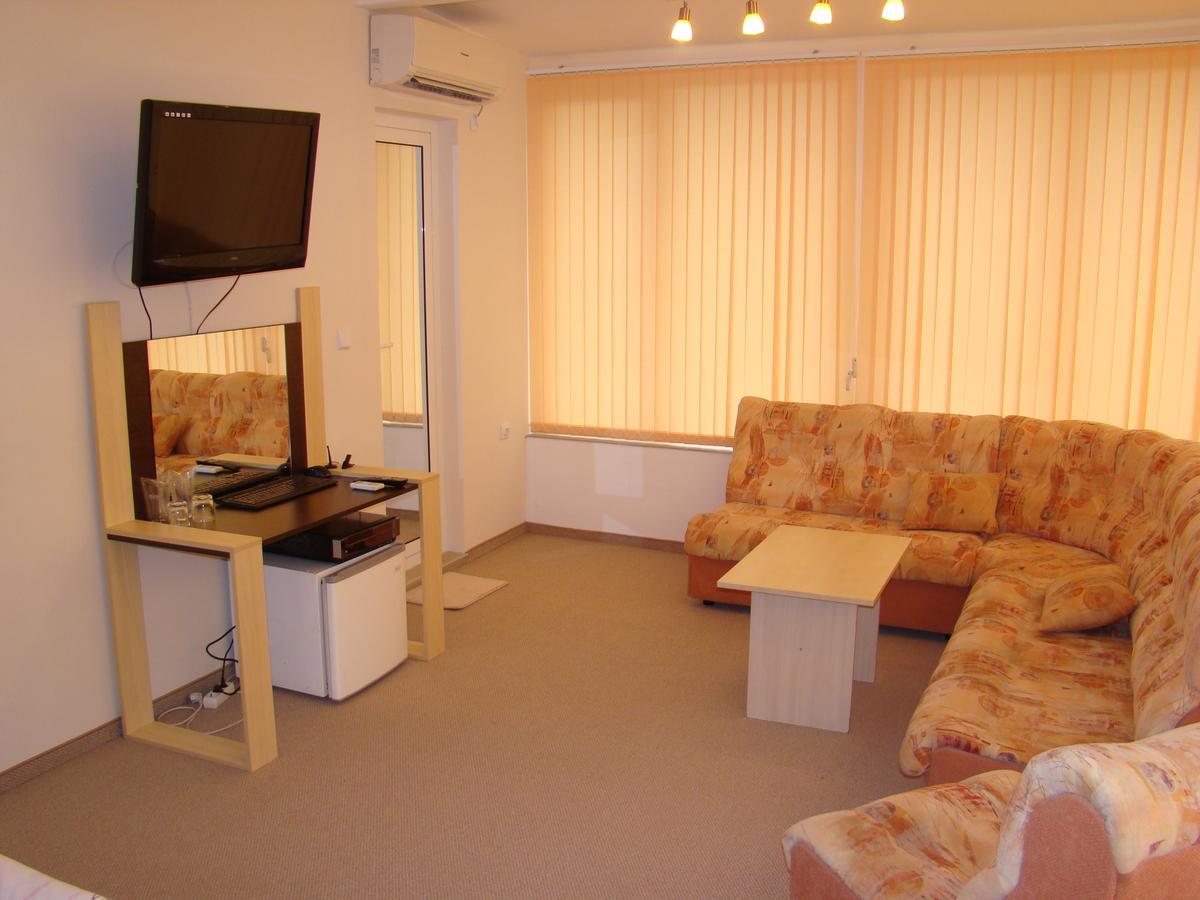 Family Hotel Kedara Burgas City Exterior foto